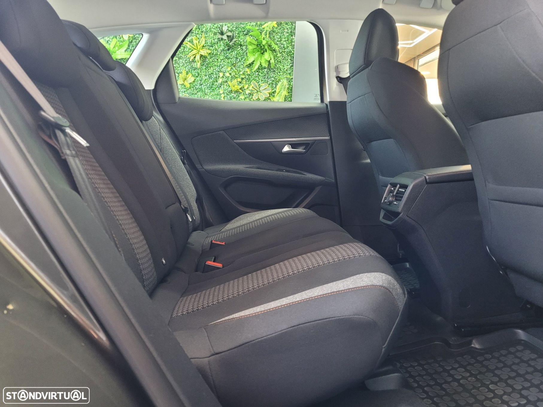 Peugeot 3008 1.2 PureTech Allure EAT8 - 16