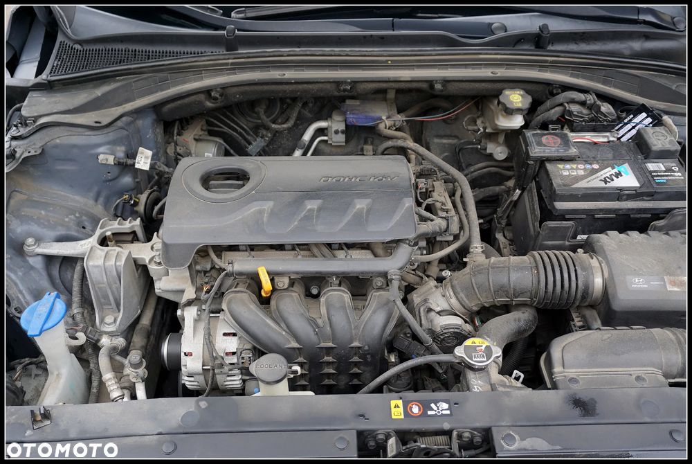 Hyundai i30 1.4 Premiere Comfort - 26