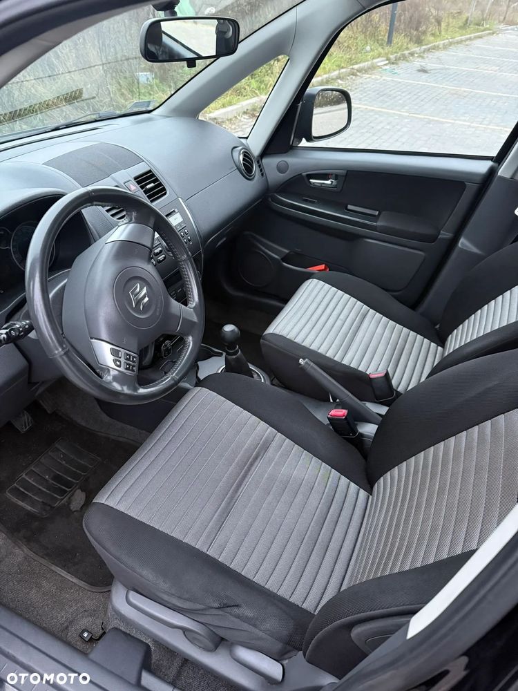 Suzuki SX4 - 7