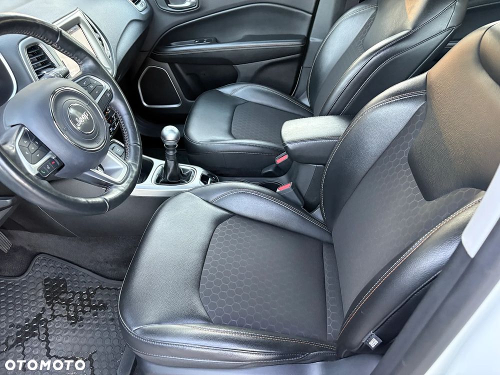 Jeep Compass 1.4 TMair Longitude FWD S&S - 13