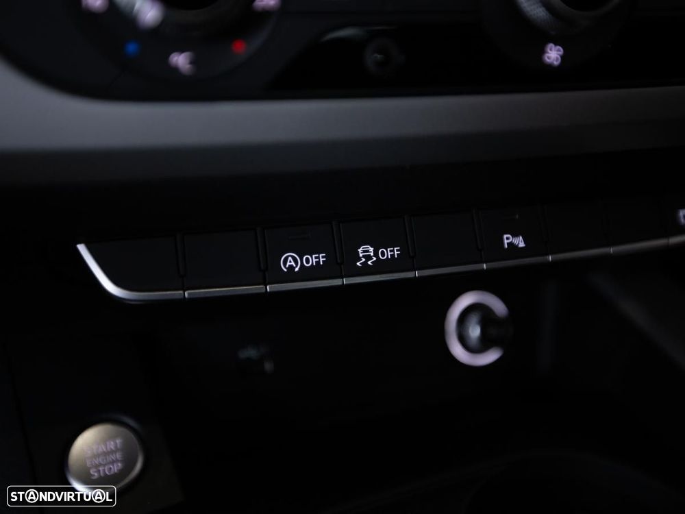 Audi A4 Avant 35 TDI Fleet Edition S tronic - 14