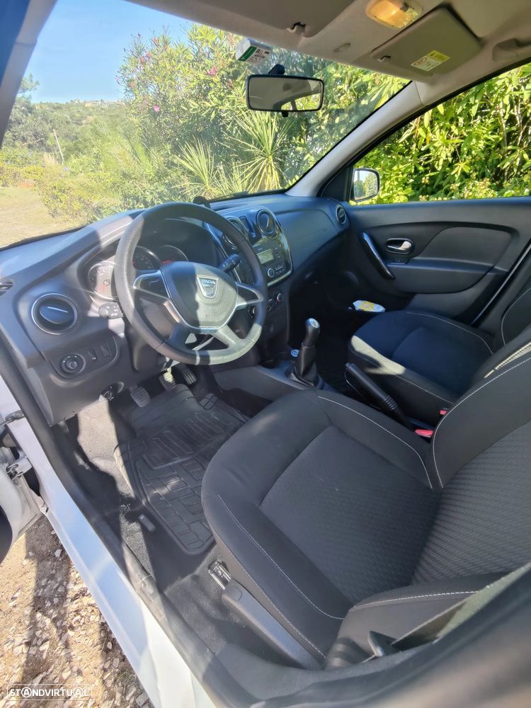 Dacia Sandero - 6