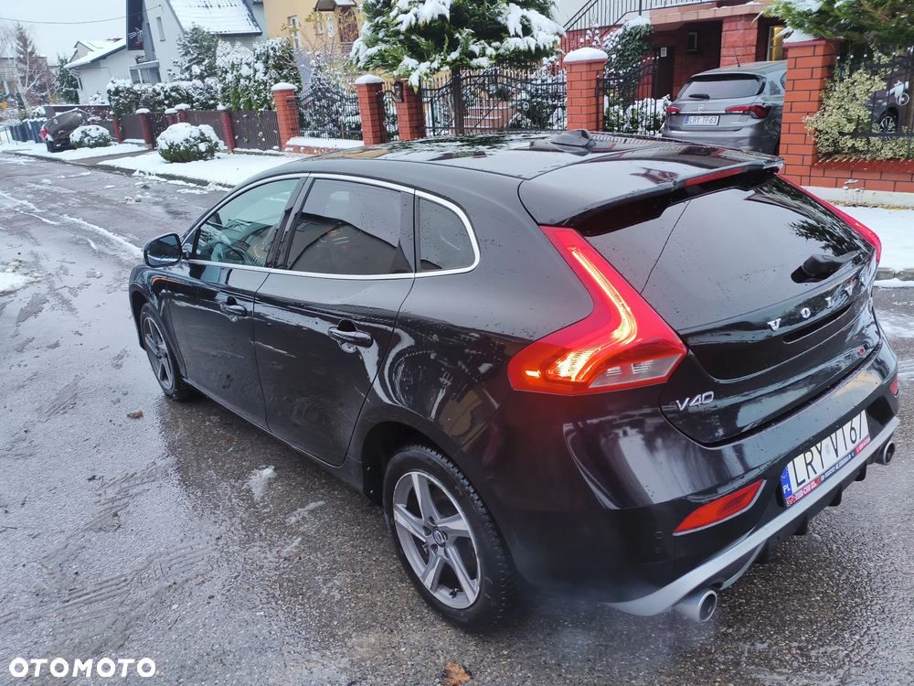 Volvo V40 D4 Drive-E R-Design Summum - 3