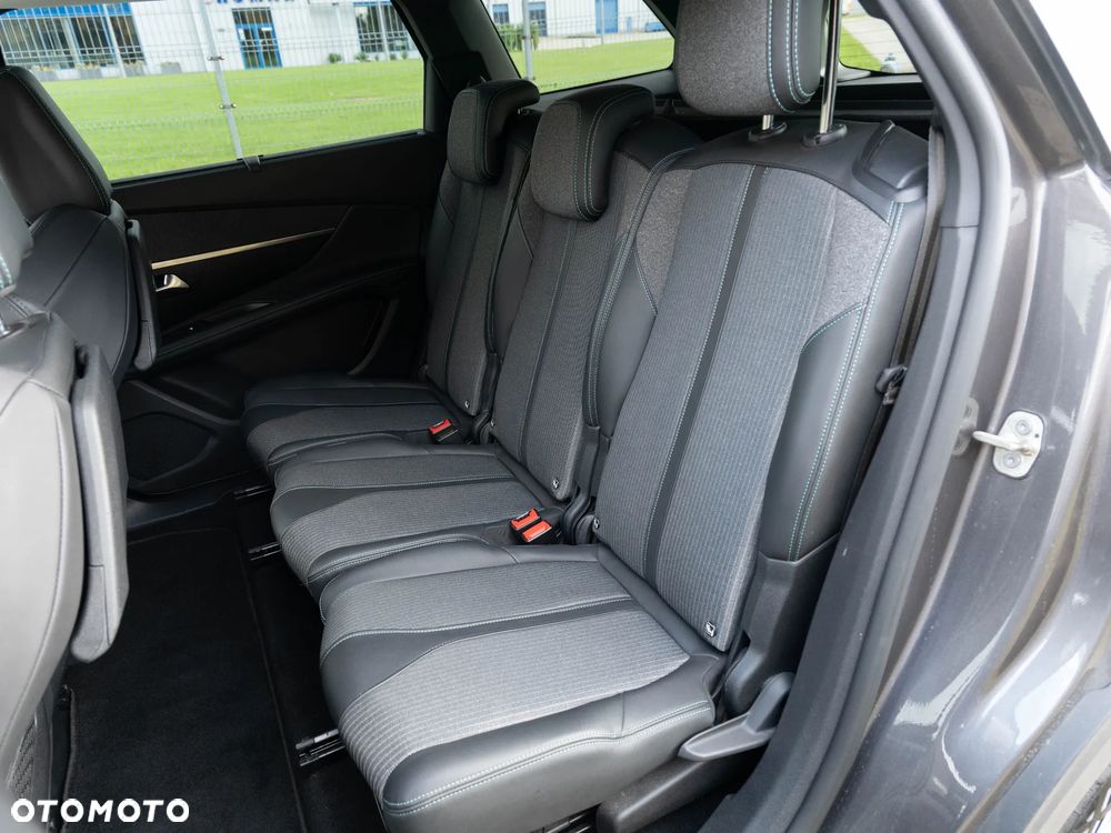 Peugeot 5008 2.0 BlueHDi Allure Pack S&S EAT8 - 19