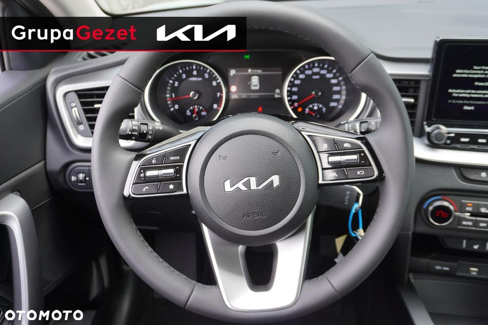 Kia XCeed - 6
