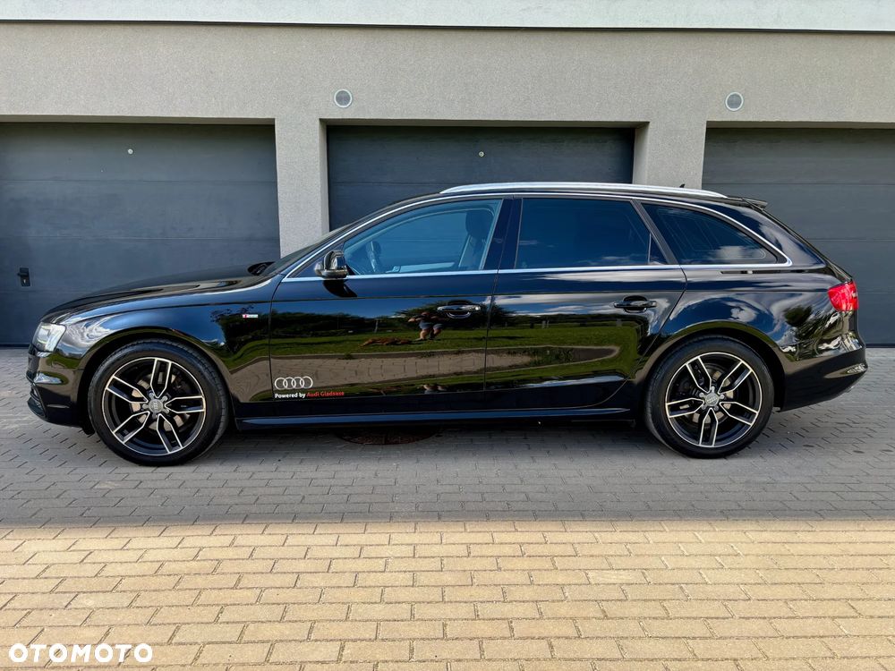 Audi A4 Avant 2.0 TDI DPF clean diesel multitronic S line Sportpaket - 5