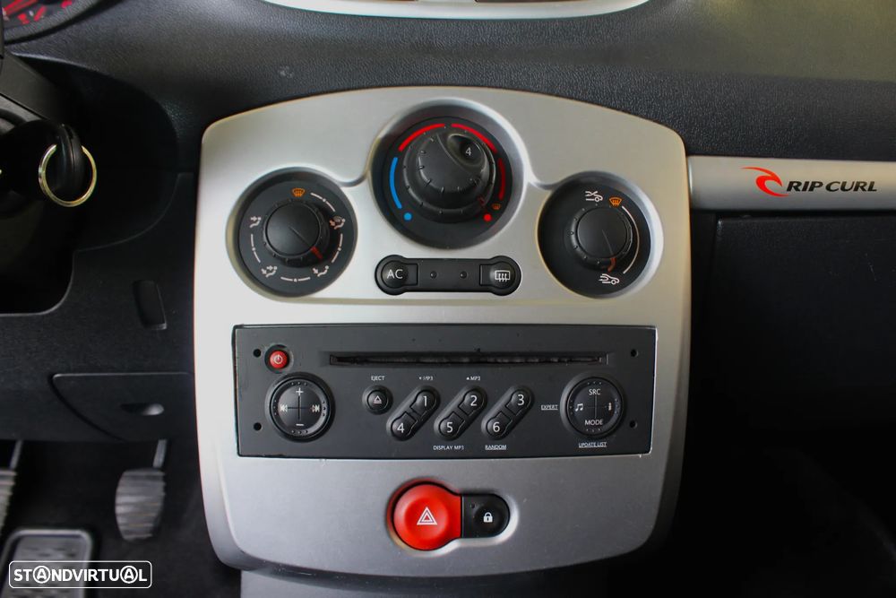 Renault Clio 1.2 16V Rip Curl II - 37