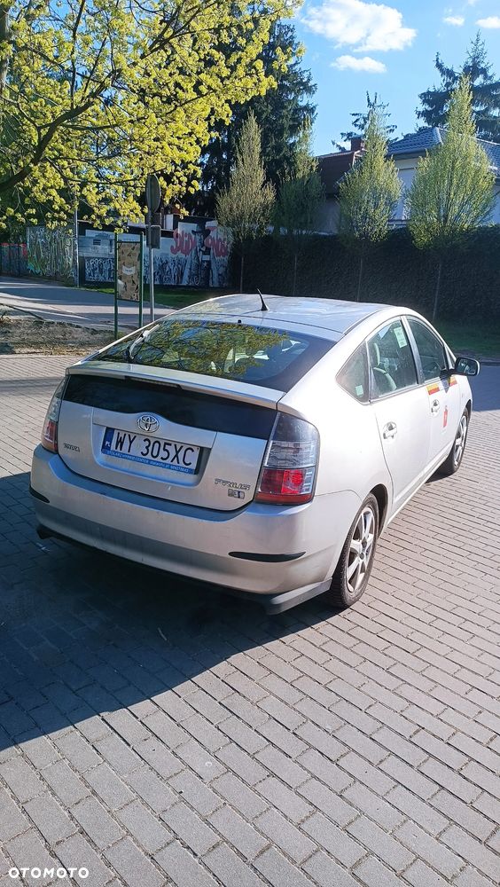 Toyota Prius 1.5 VVT-i Sol - 11