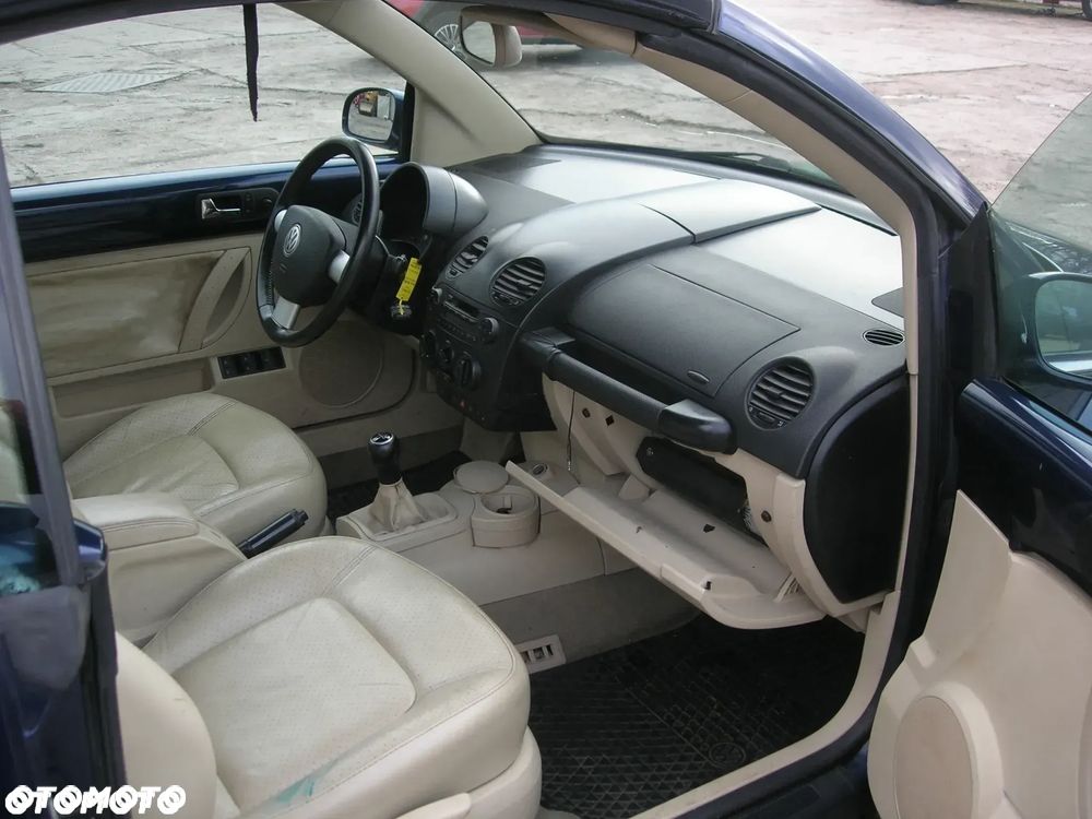 Volkswagen New Beetle Cabriolet 1.6 - 15