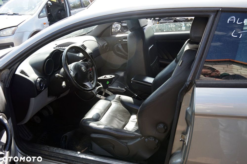 ALFA GT 937 2004 651 1.9 JTD 937A5000 150KM MT6 SZARY GRIGIO ANTARES na części - 18