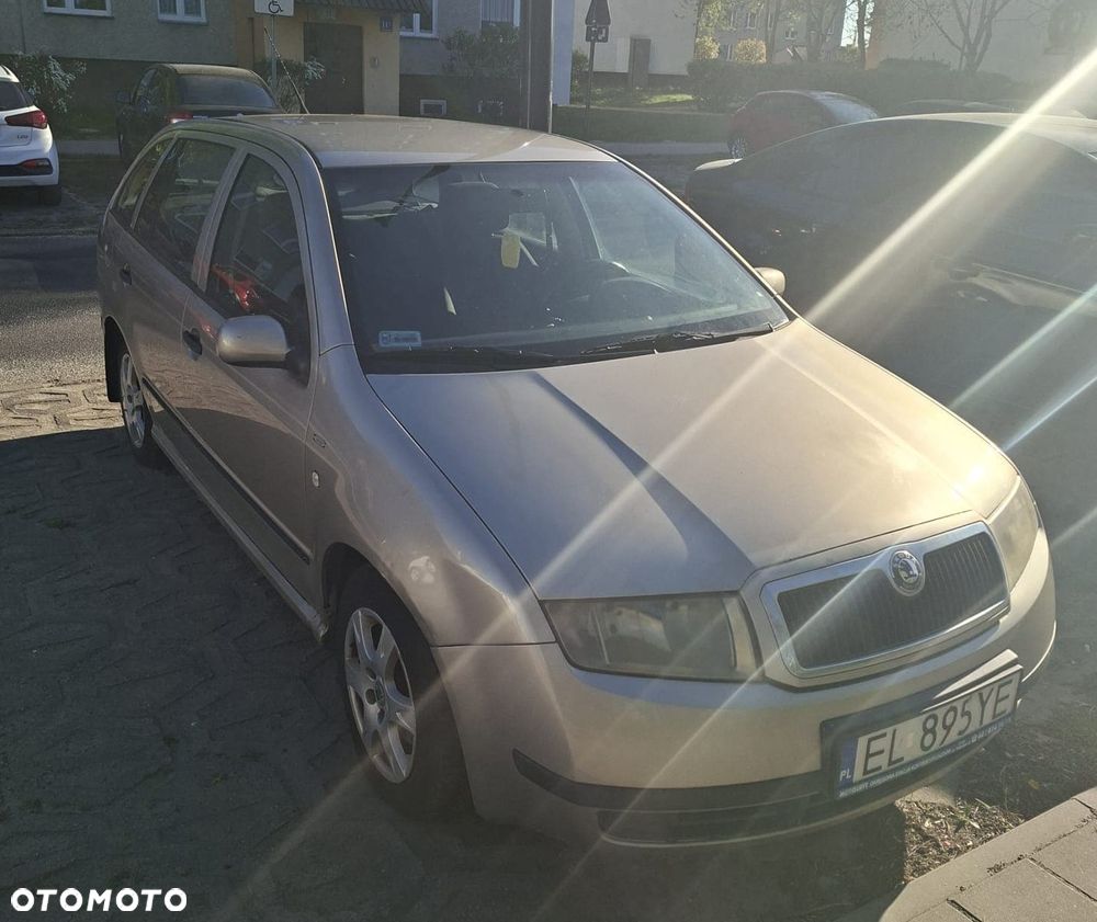 Skoda Fabia 1.4 16V Joy - 4