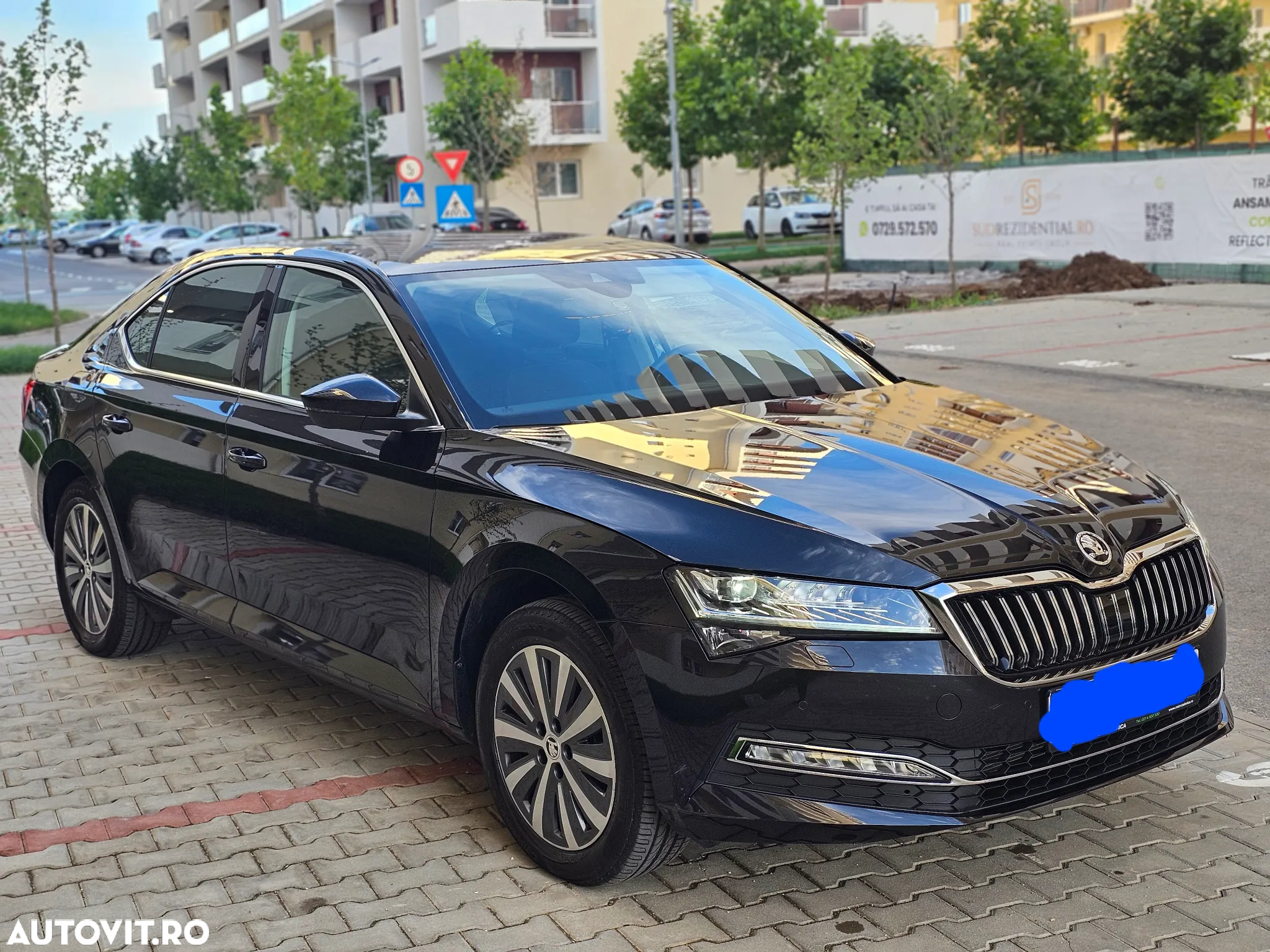 Skoda Superb 2.0 TDI DSG Style - 3