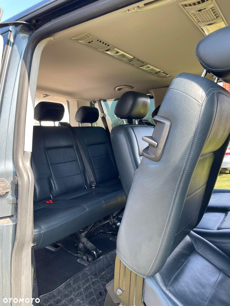 Volkswagen Transporter Multivan Autm - 10