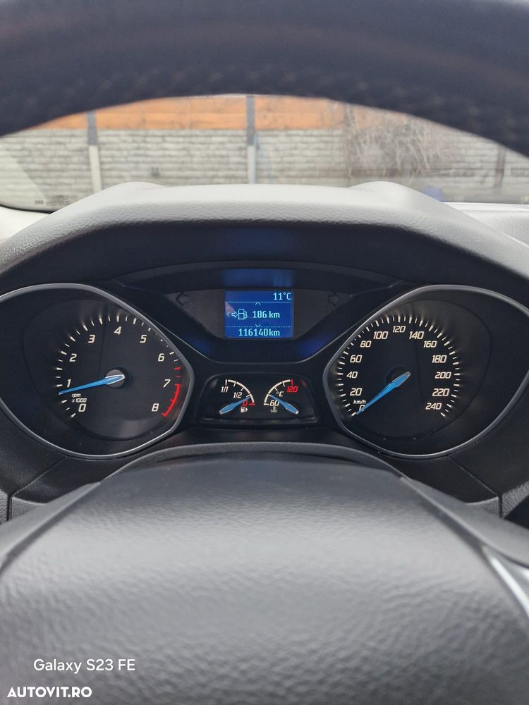 Ford Focus Turnier 1.0 EcoBoost Start-Stopp-System Titanium - 9