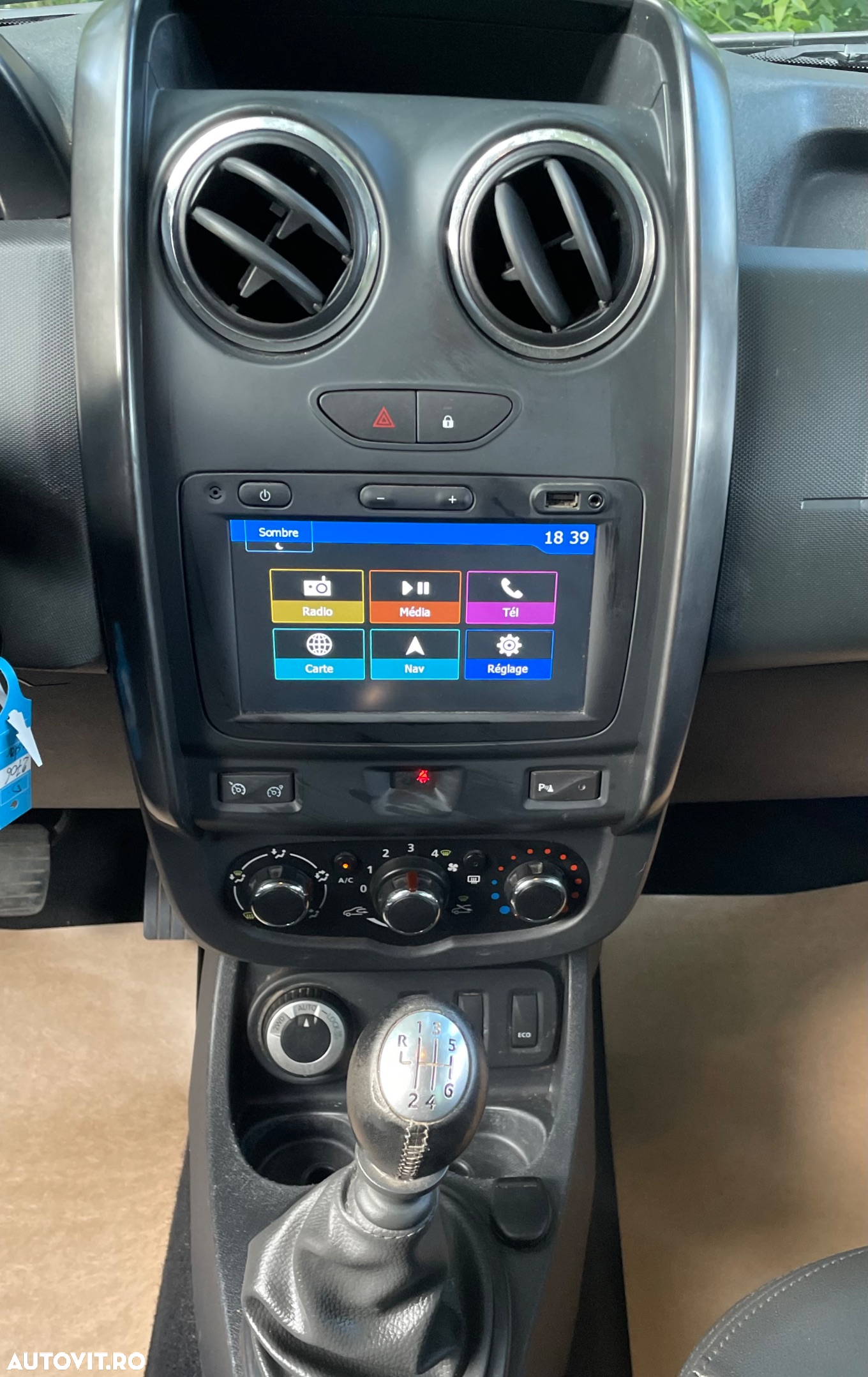 Dacia Duster dCi 110 FAP 4x4 Prestige - 10