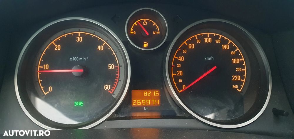 Opel Astra 1.7 CDTI - 11