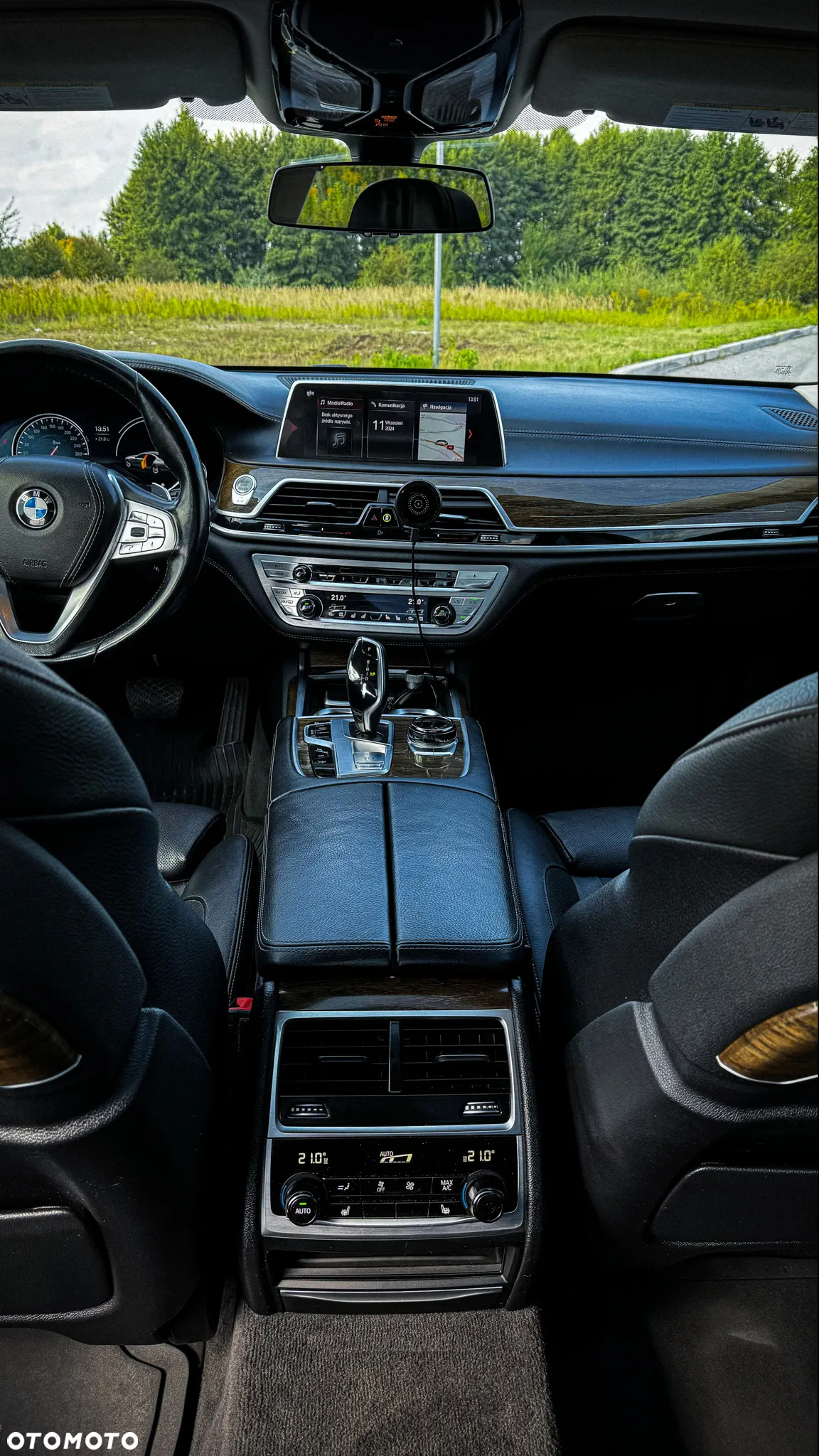 BMW Seria 7 740Li xDrive - 12