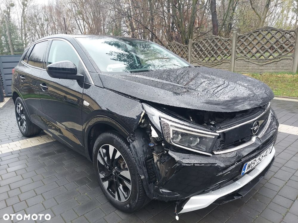 Opel Grandland X - 16