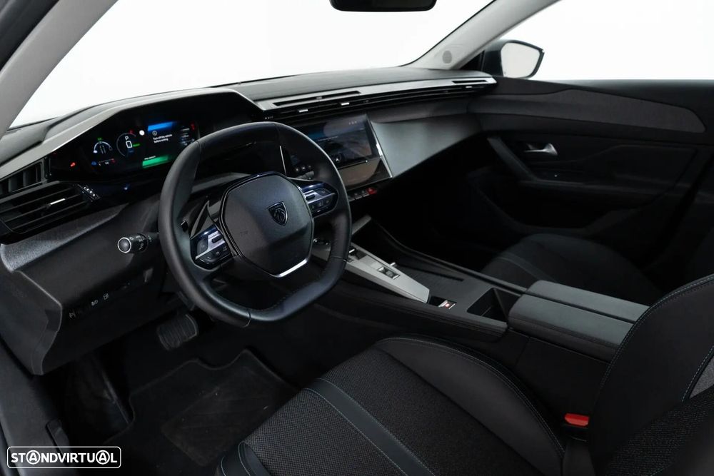 Peugeot 308 1.6 Hybrid Allure e-EAT8 - 36