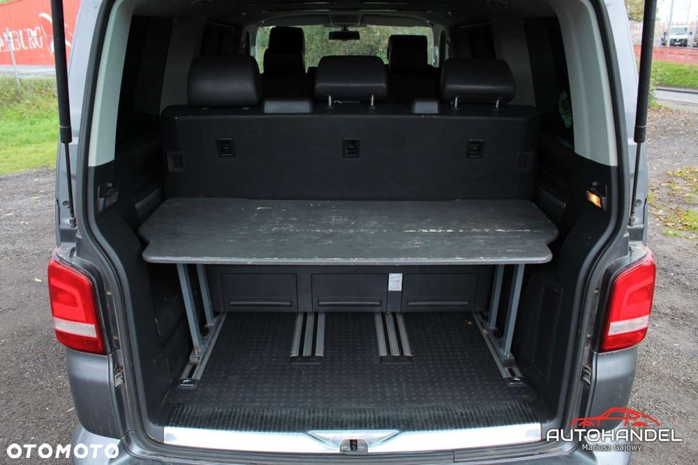Volkswagen Multivan - 22