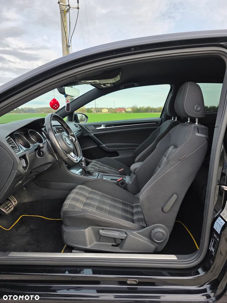 Volkswagen Golf GTD 2.0 TDI SCR DSG - 12