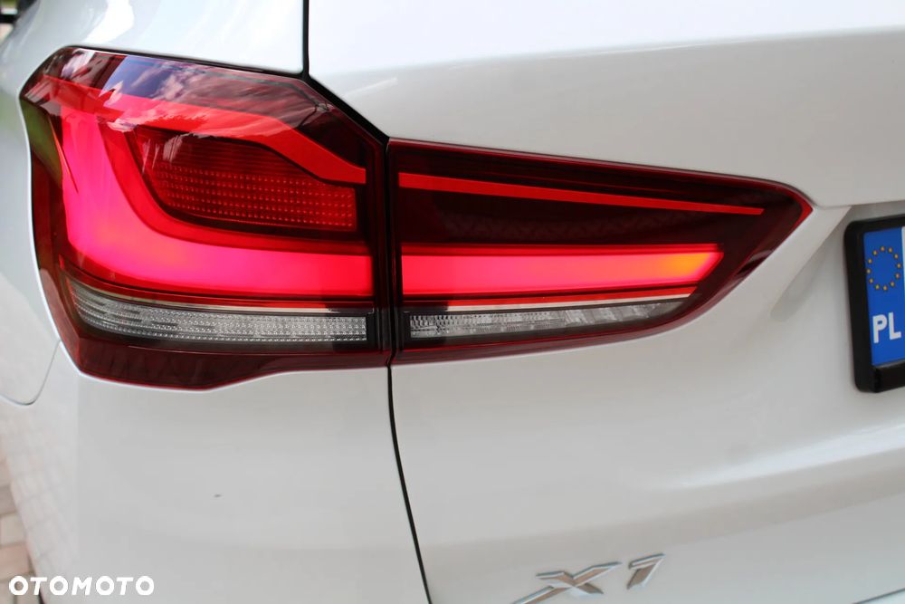 BMW X1 xDrive20i M Sport - 14