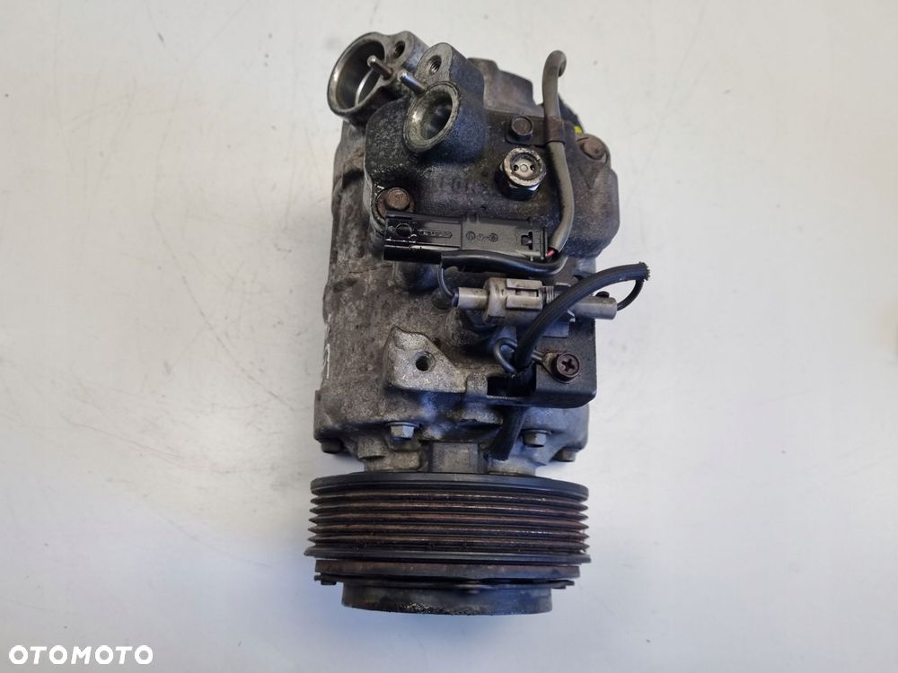 SPRĘŻARKA KLIMATYZACJI BMW E90 E91 2.0 D _ pompa 447260-3822 - 4