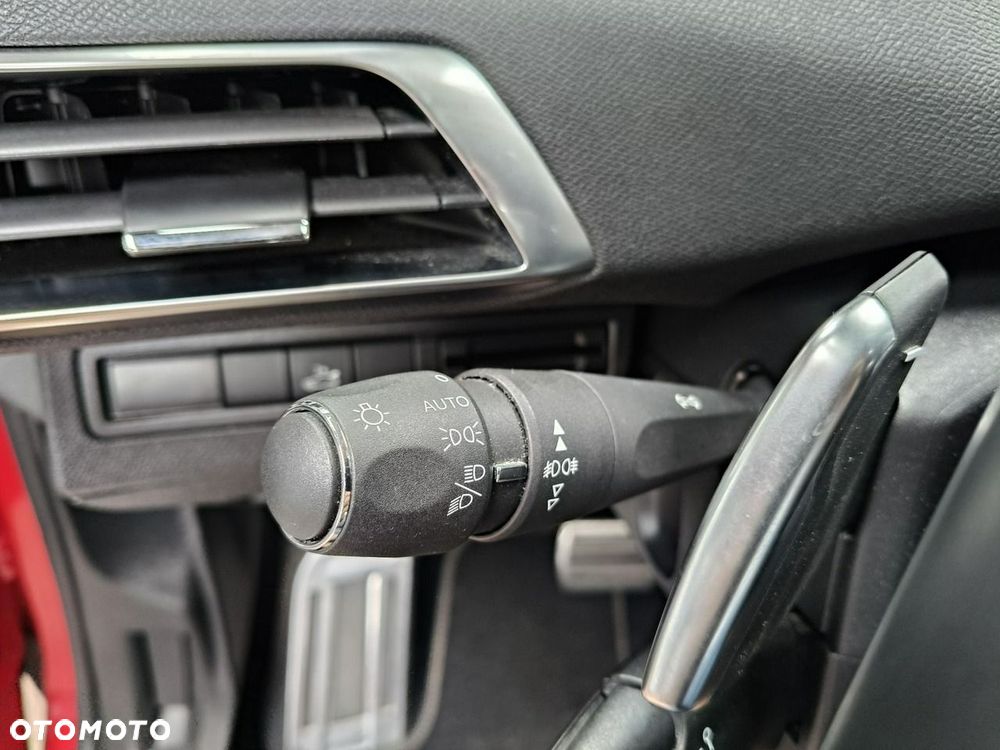 Peugeot 3008 - 26