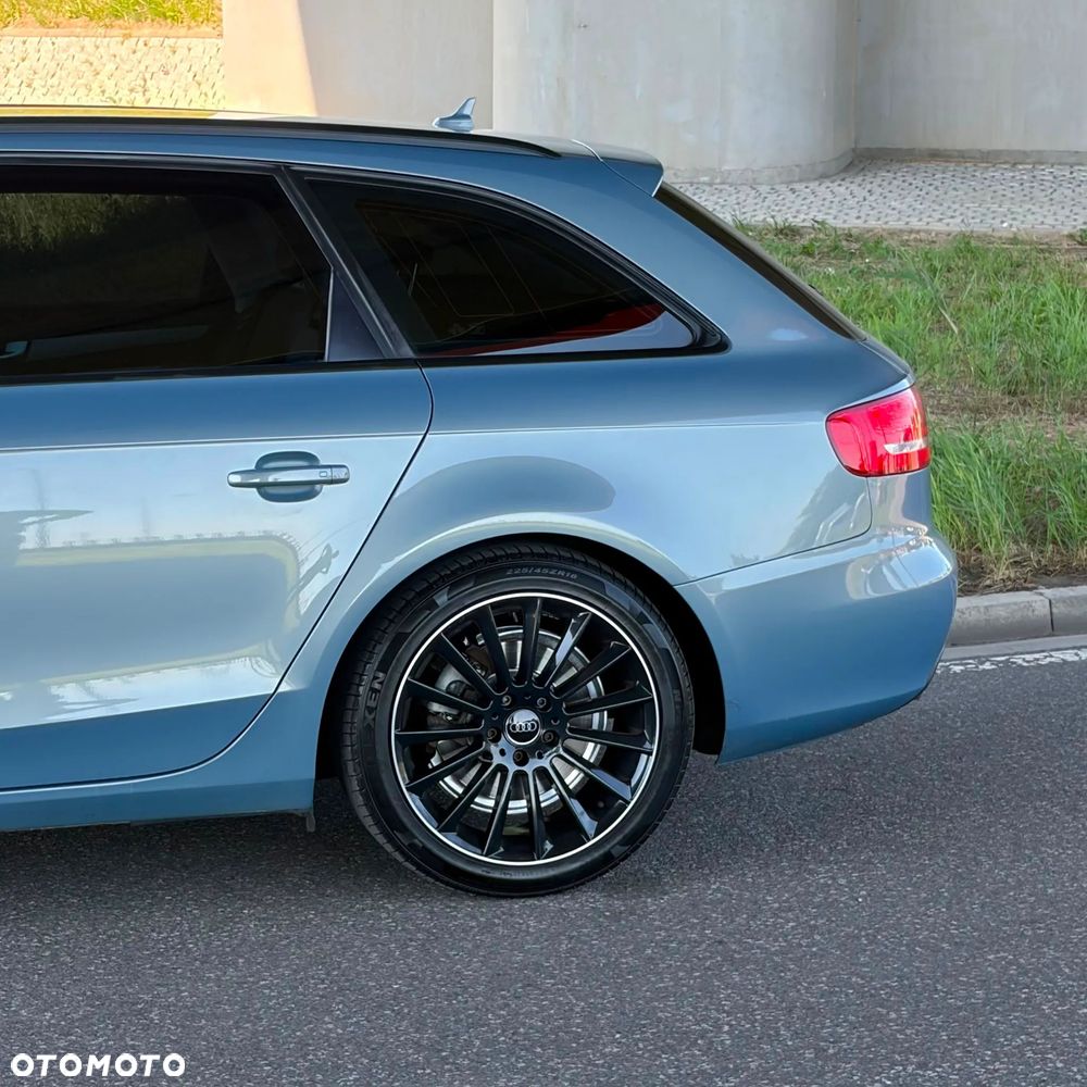 Audi A4 Avant 2.0 TDI DPF S line Sportpaket - 25