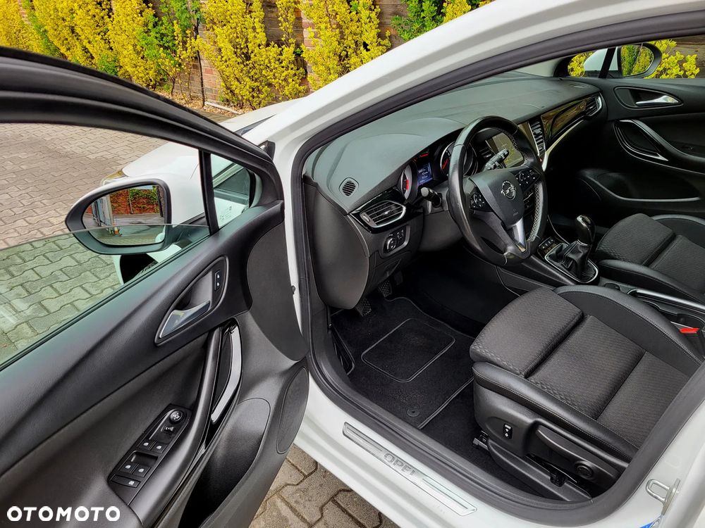 Opel Astra - 20