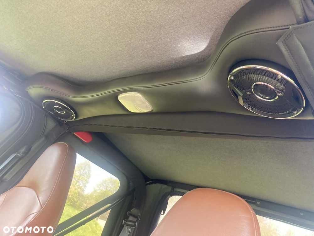 Jeep Wrangler - 14