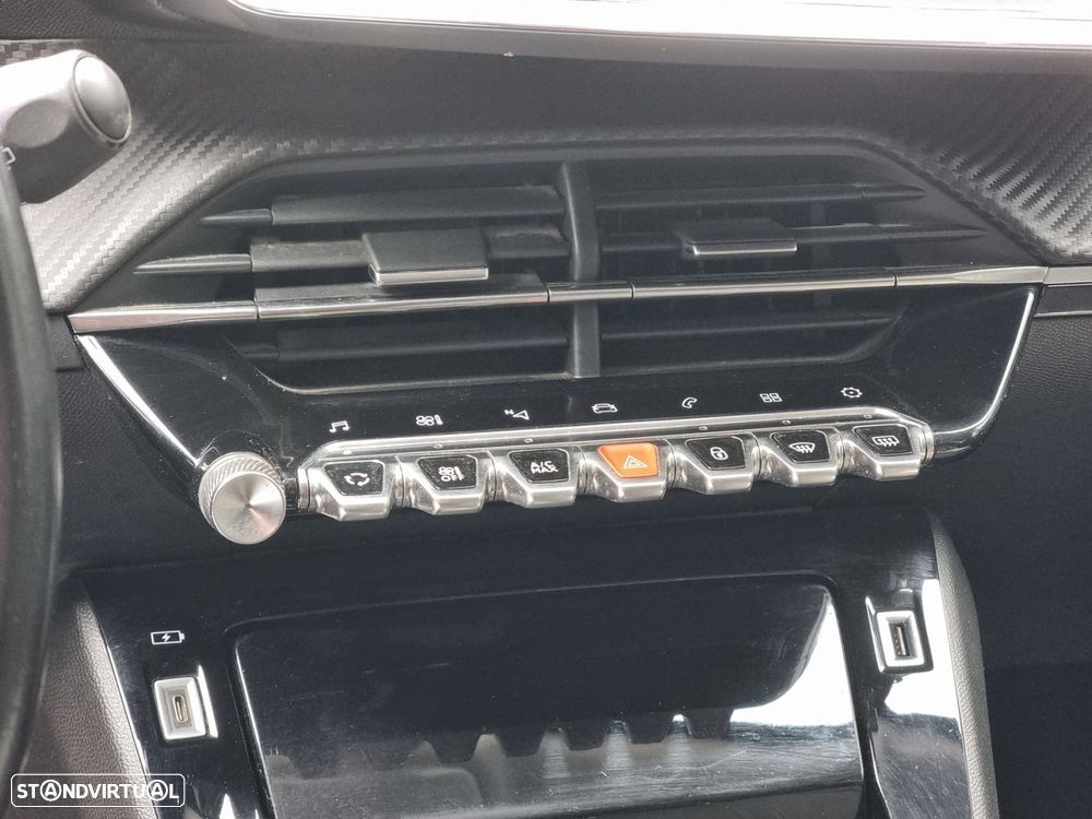 Peugeot 2008 1.5 BlueHDi Allure Pack EAT8 - 9