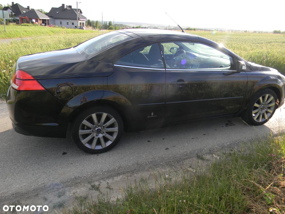 Ford Focus 2.0 16V Titanium - 5