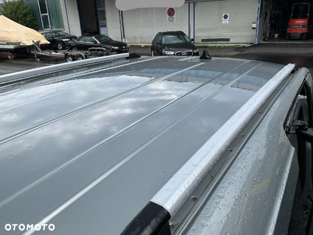 Ford E-Tourneo Courier 54 kWh TITANIUM - 9