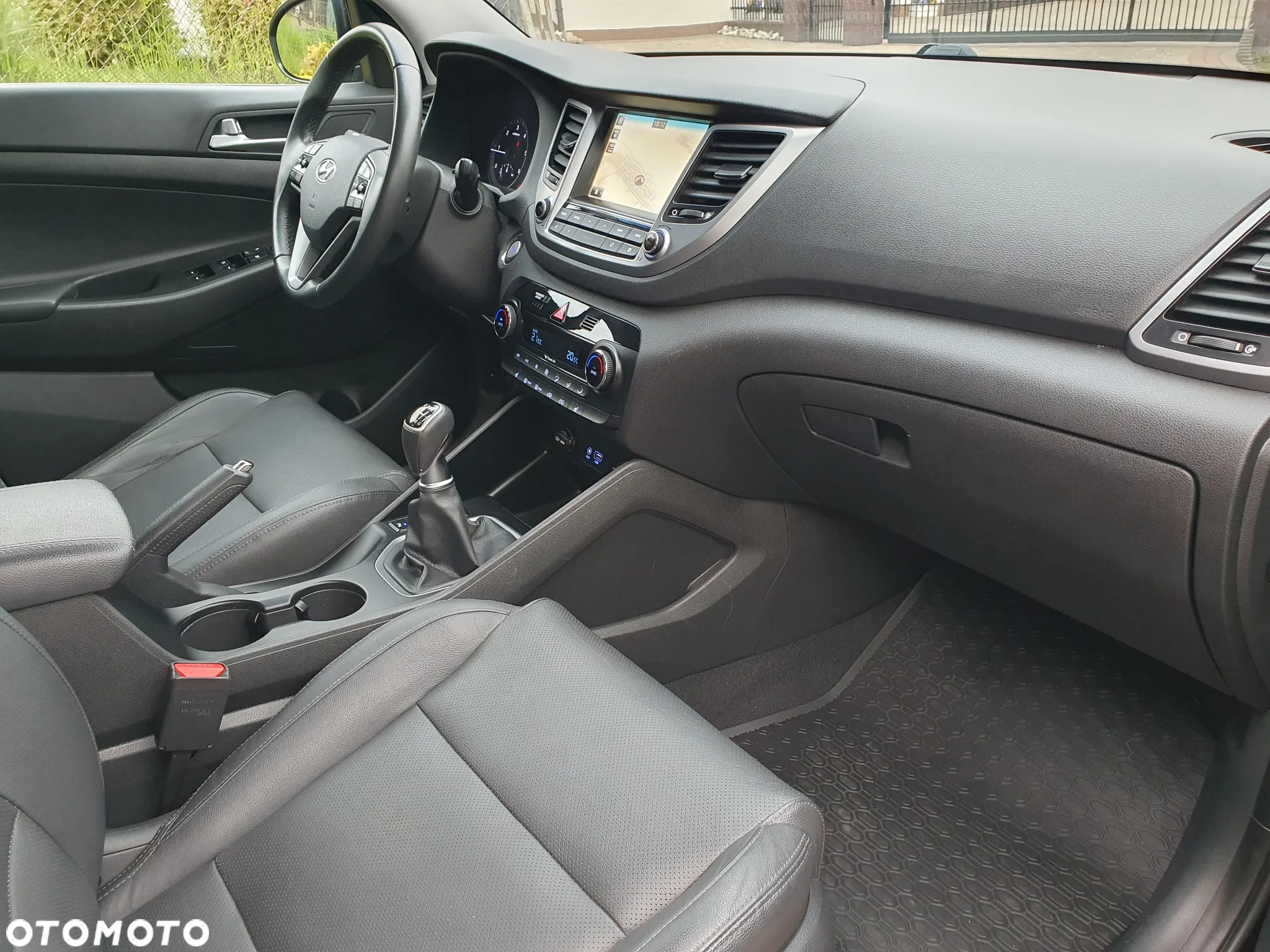 Hyundai Tucson blue 1.7 CRDi 2WD Advantage - 15