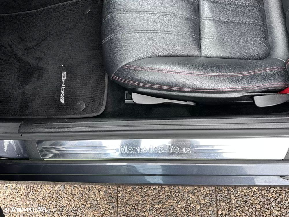 Mercedes-Benz SLK 250 (BlueEFFICIENCY) 7G-TRONIC CarbonLOOK Edition - 23