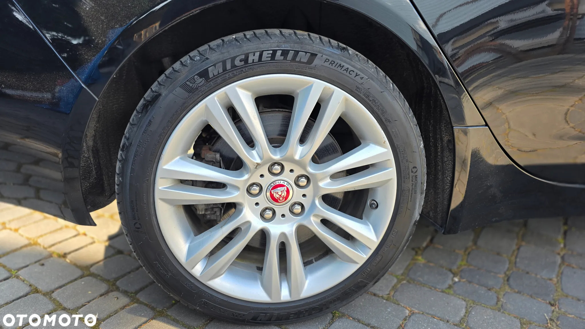 Jaguar XE 2.0 D AWD Prestige - 15