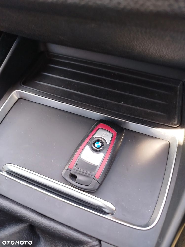 BMW Seria 1 116d Sport Line - 30