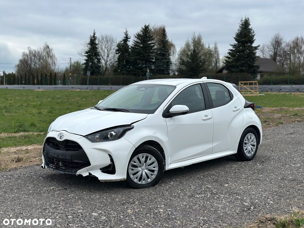 Toyota Yaris - 1