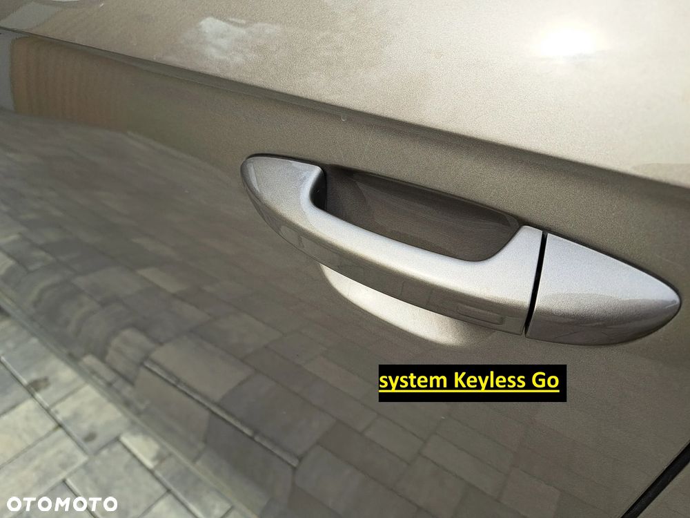 Volkswagen Passat 2.0 TDI DSG BlueMotion Technology Highline - 10