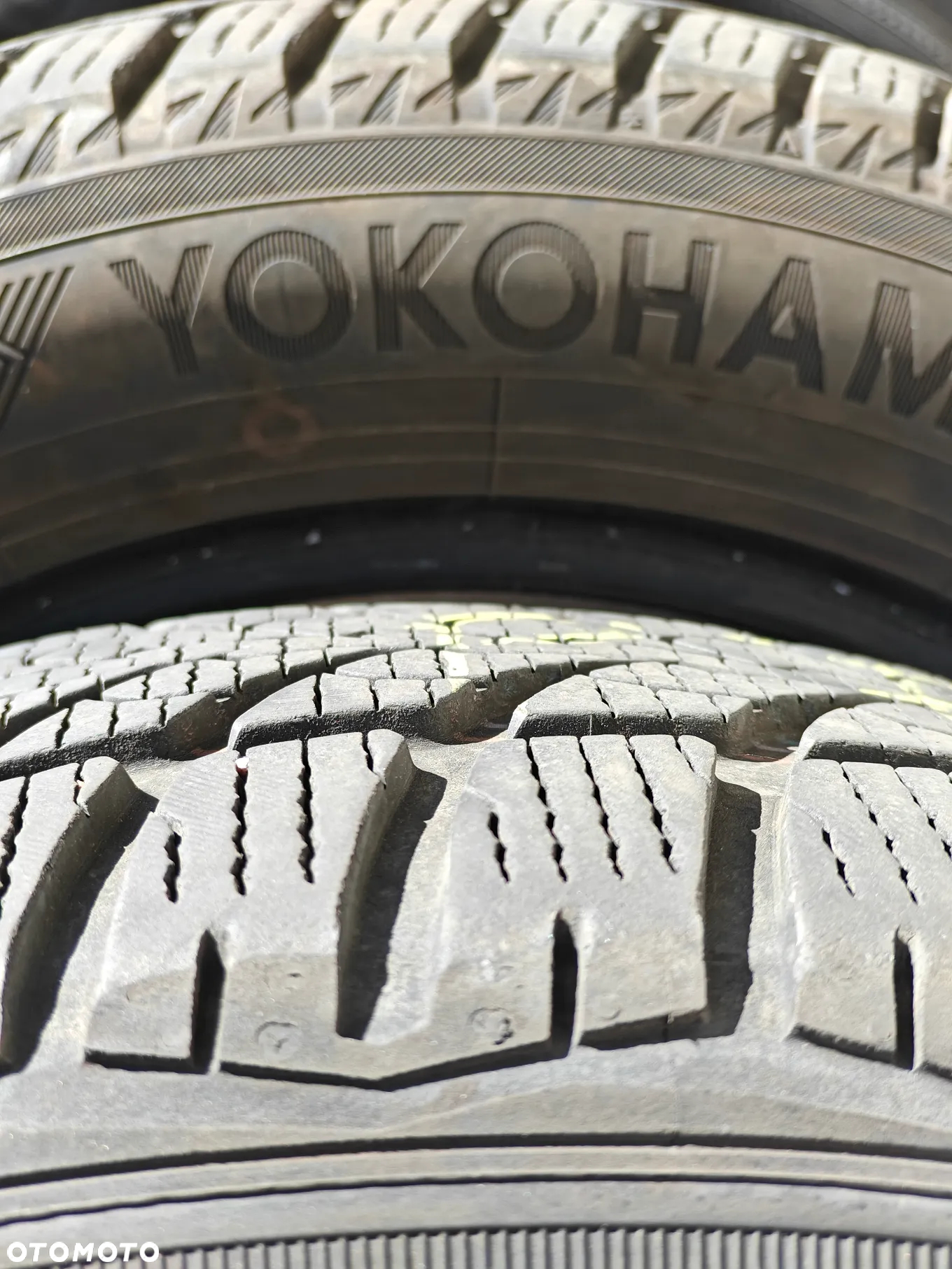 Sprzedam używane opony zimowe. 2opony YOKOHAMA 2opony KELLY 205/55/R16 w dobrym stanie. - 3