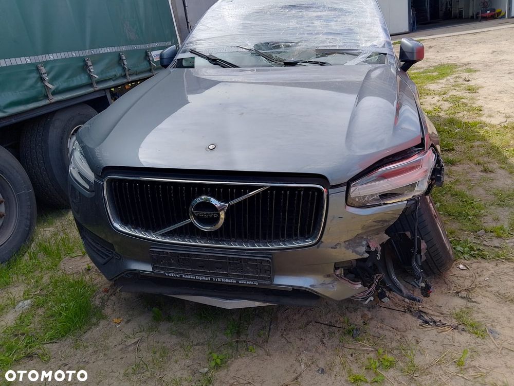 Volvo XC 90 D5 AWD Geartronic Momentum - 3