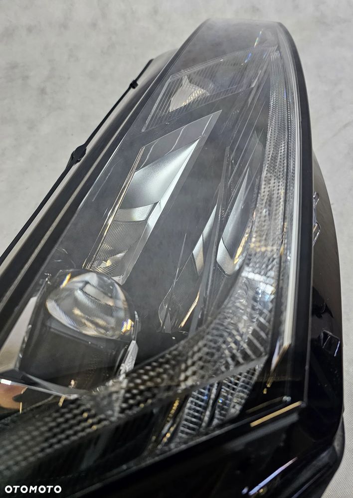 PRAWA LAMPA FULL LED SKODA OCTAVIA IV 5E4941016A - 6