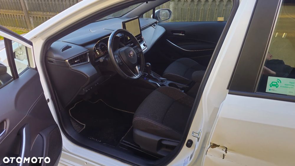Toyota Corolla - 16