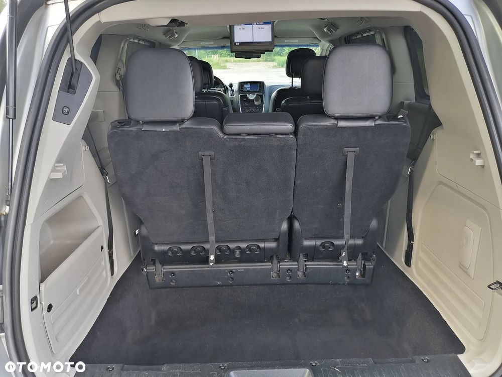 Lancia Voyager 2.8CRD Platinum - 13