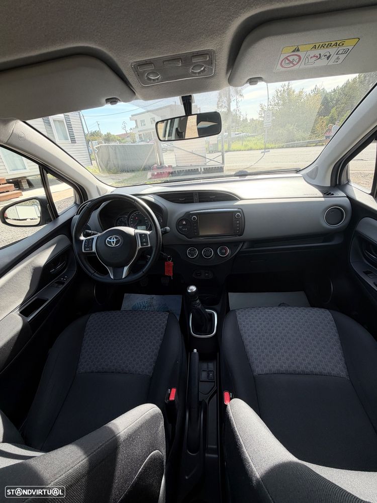 Toyota Yaris 1.4 D-4D Comfort+P.Style - 17