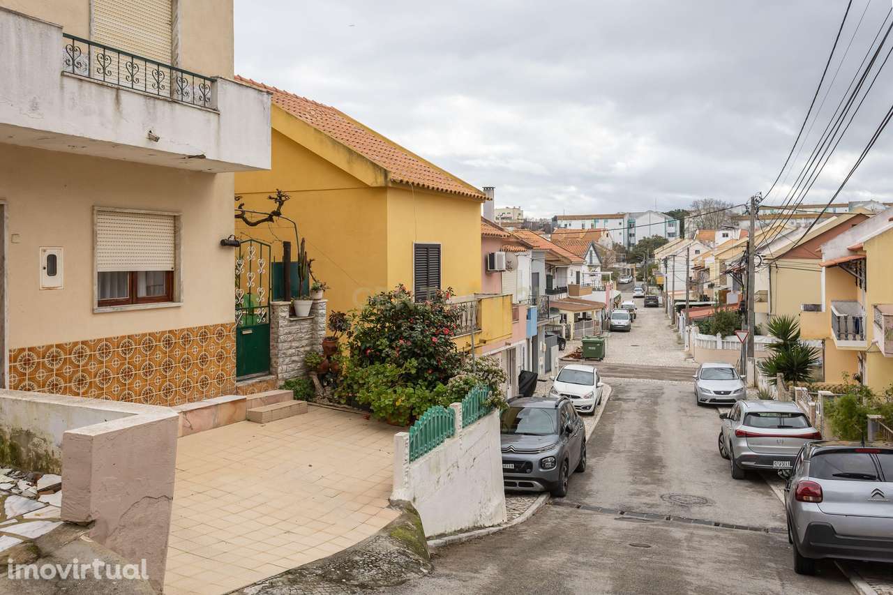 Oportunidade unica...  três assoalhadas e sótão! - Grande imagem: 4/35