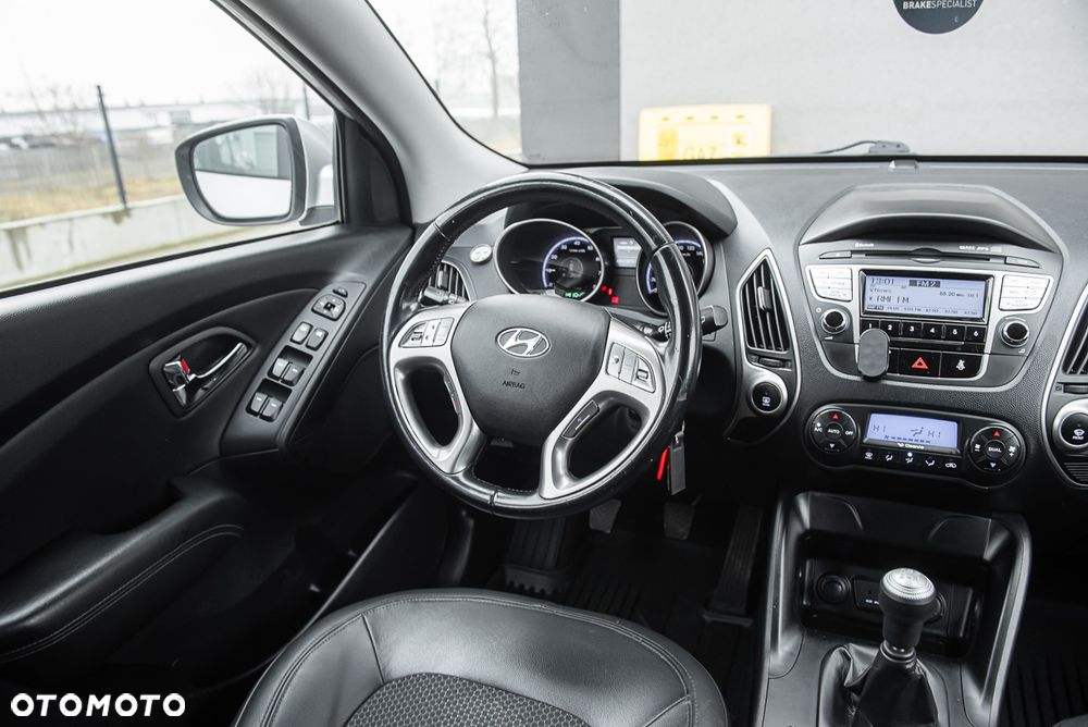 Hyundai ix35 - 22