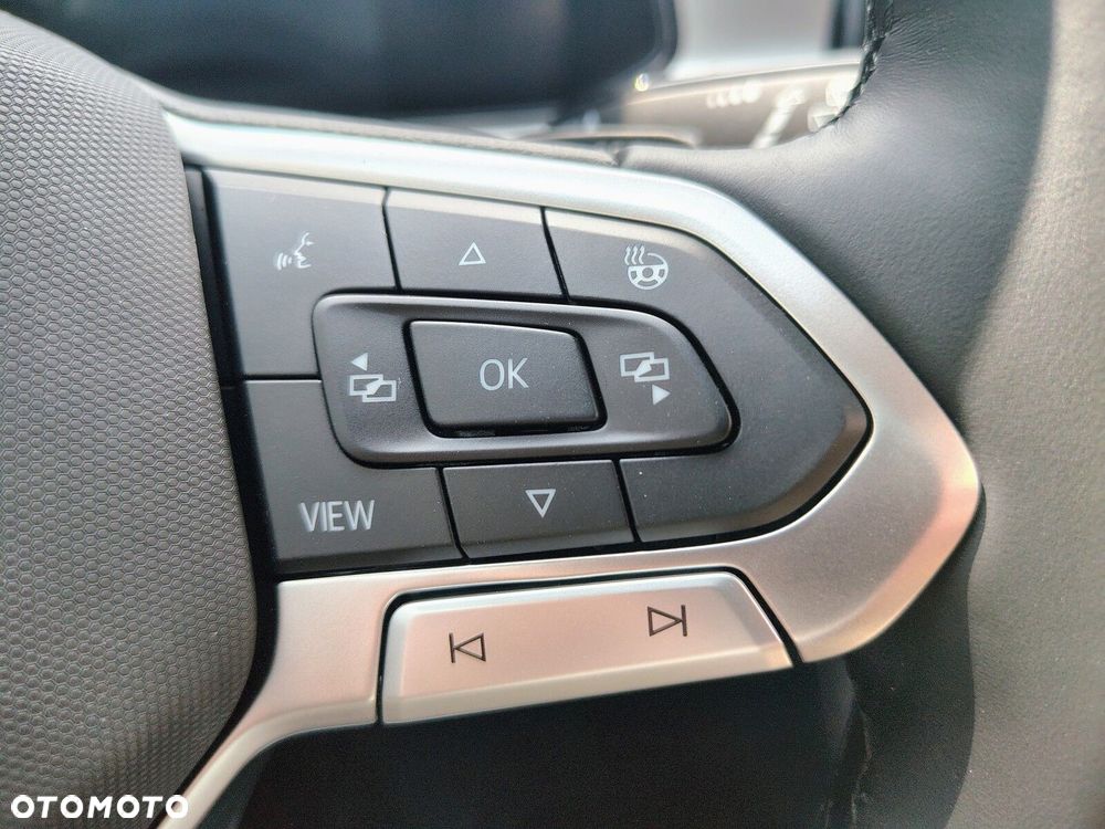 Volkswagen T-Roc - 14