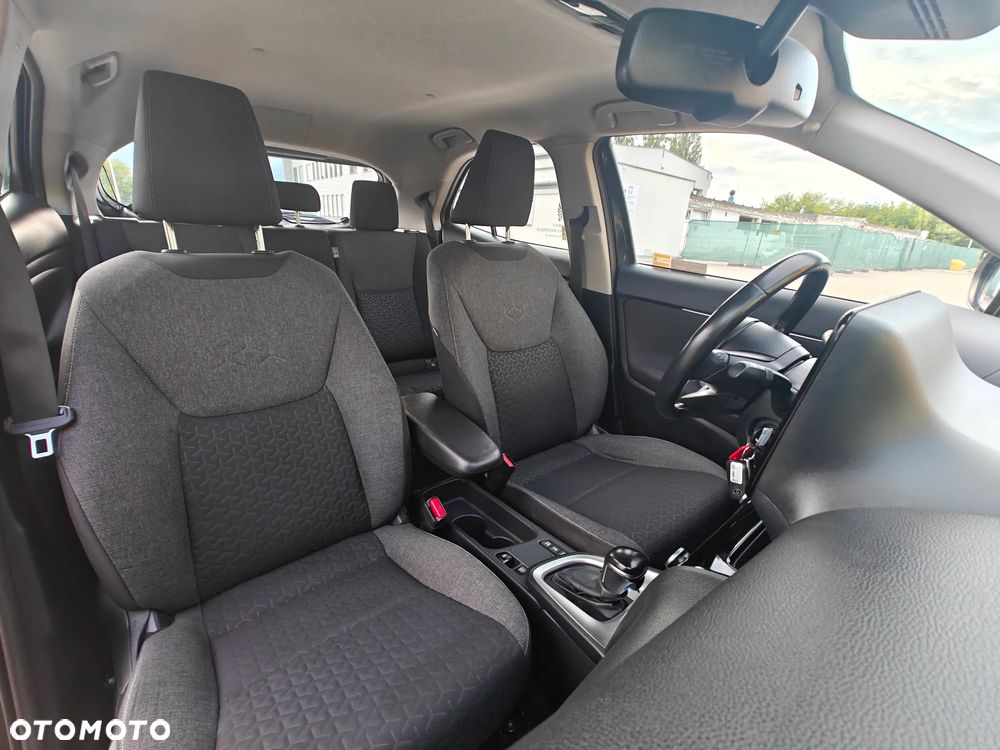 Toyota Yaris Hybrid 1.5 Style - 11